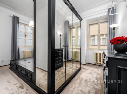 Pronájem bytu, 2+1, 69 m²