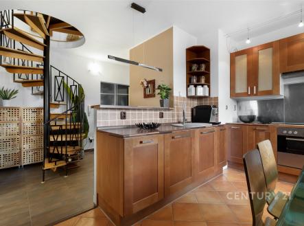 Prodej bytu, 4+1, 104 m²