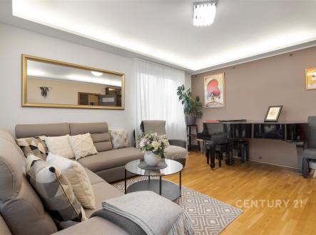 Prodej bytu, 4+1, 104 m²