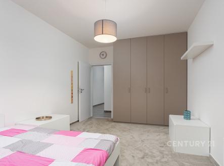 Prodej bytu, 3+kk, 96 m²