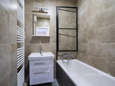 Pronájem bytu, 2+1, 62 m²