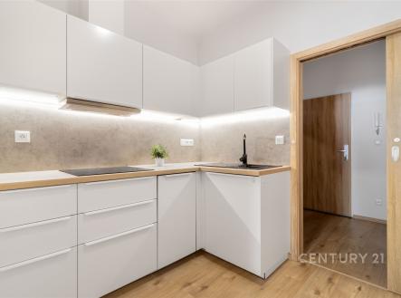 Pronájem bytu, 3+kk, 75 m²