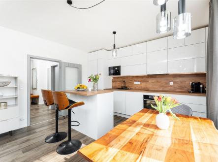 Prodej bytu, 3+kk, 76 m²