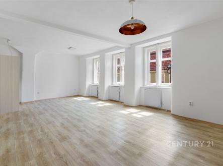 Pronájem bytu, 3+kk, 76 m²