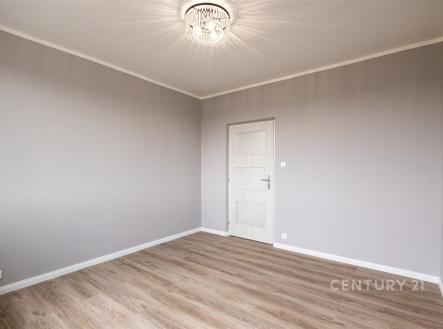 Pronájem bytu, 3+1, 77 m²