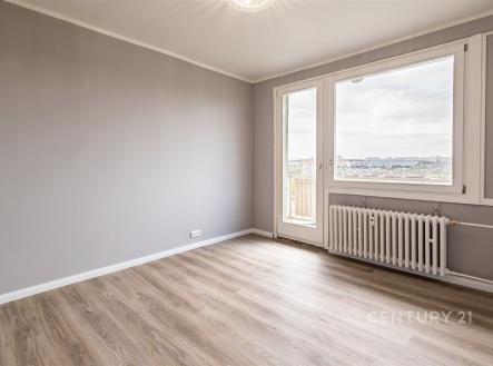 Pronájem bytu, 3+1, 77 m²