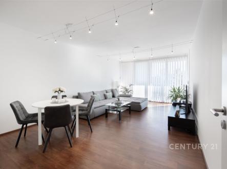 Pronájem bytu, 2+kk, 71 m²