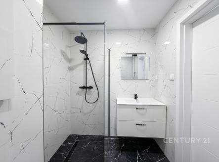 Pronájem bytu, 2+1, 57 m²