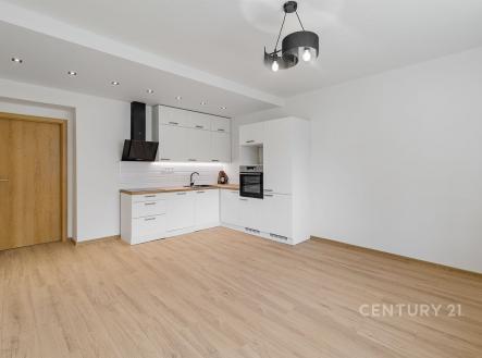 Pronájem bytu, 2+kk, 56 m²