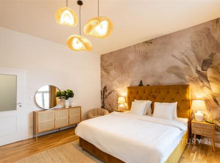 Pronájem bytu, 1+kk, 33 m²