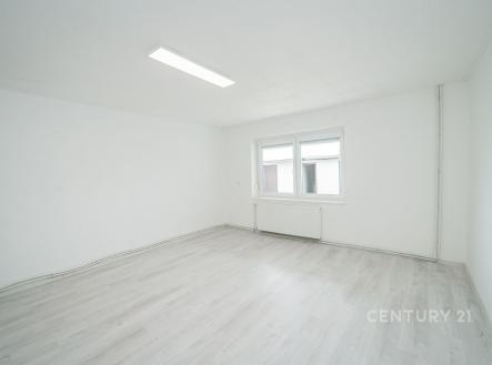 Pronájem bytu, 2+1, 70 m²