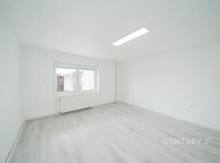Pronájem bytu, 2+1, 70 m²