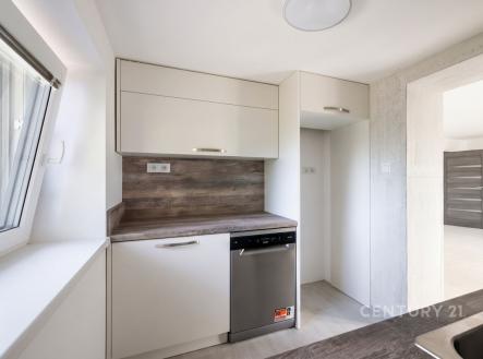 Pronájem bytu, 3+kk, 49 m²