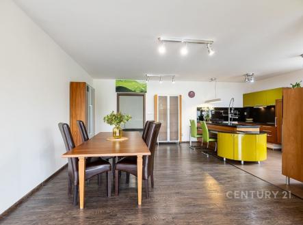 Pronájem bytu, atypický, 134 m²