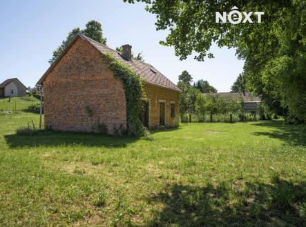 Prodej pozemku pro bydlení, 3 735 m²