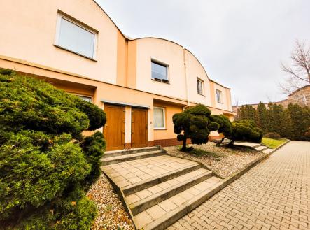 Pronájem bytu, 2+kk, 40 m²