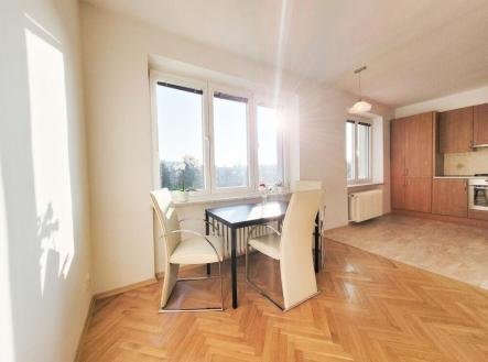 Pronájem bytu, 3+kk, 80 m²