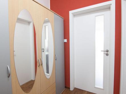 Pronájem bytu, 1+kk, 29 m²
