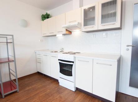 Pronájem bytu, 1+kk, 30 m²