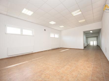 Pronájem - obchodní prostor, 90 m²