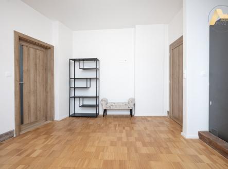 Pronájem bytu, 3+kk, 70 m²