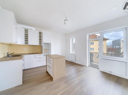 Pronájem bytu, 3+kk, 83 m²