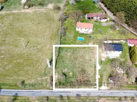 Prodej pozemku pro bydlení, 1 100 m²