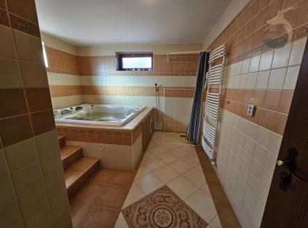 Prodej jiné komerční nemovitosti, 93 m²