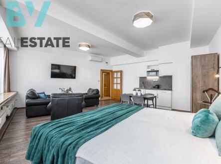 Pronájem bytu, 2+kk, 58 m²