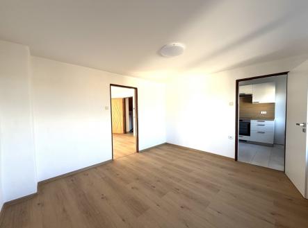 Pronájem bytu, 2+1, 41 m²