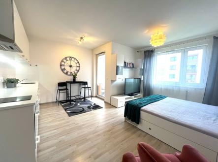 Pronájem bytu, 1+kk, 39 m²