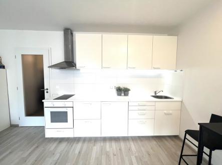 Pronájem bytu, 1+kk, 39 m²