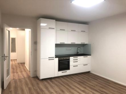 Pronájem bytu, 1+kk, 34 m²