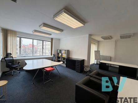 Pronájem kanceláře, 52 m²