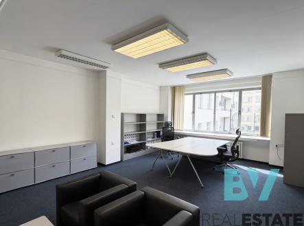 Pronájem kanceláře, 52 m²