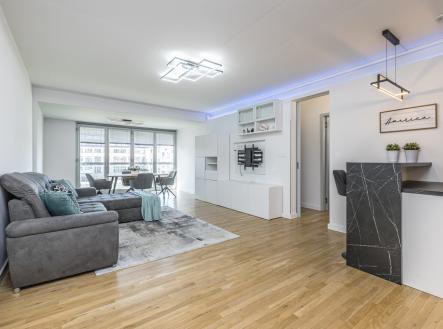 Pronájem bytu, 3+kk, 81 m² obrázek