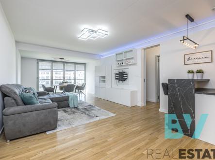 Pronájem bytu, 3+kk, 81 m²
