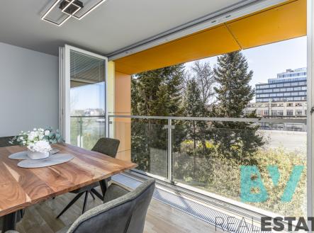 Pronájem bytu, 3+kk, 81 m²