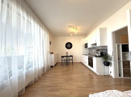 Pronájem bytu, 1+kk, 39 m²