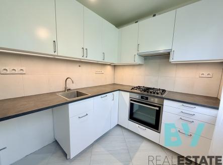 Pronájem bytu, 2+1, 53 m²