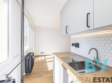 Pronájem bytu, 1+kk, 26 m²