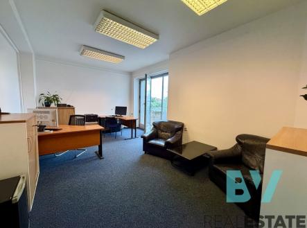 Pronájem kanceláře, 24 m²