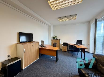 Pronájem kanceláře, 24 m²