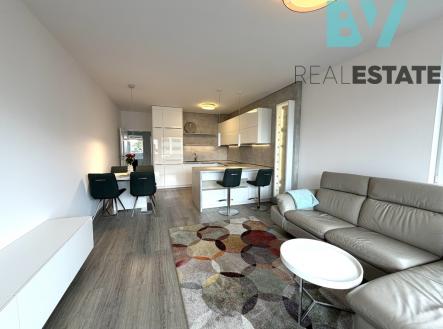 Pronájem bytu, 3+kk, 82 m²