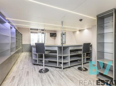 Pronájem obchodní prostory, 47 m²