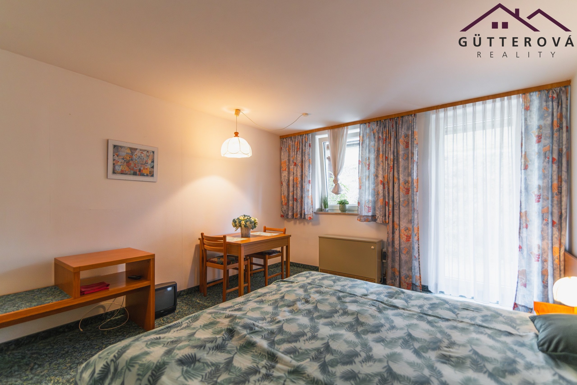 NZ8_1045-Enhanced-NR