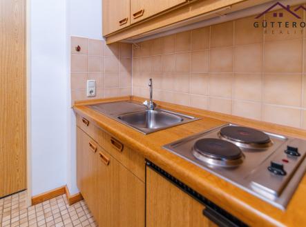 NZ8_1290-Enhanced-NR