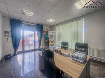 Pronájem kanceláře, 41 m²