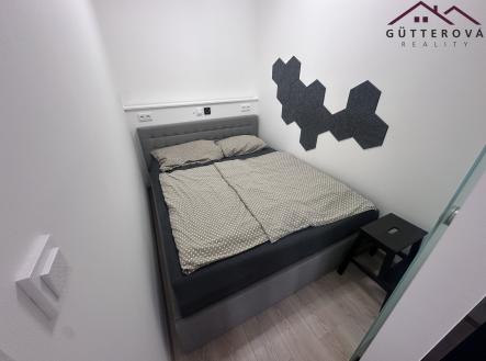 Pronájem bytu, 1+kk, 47 m²