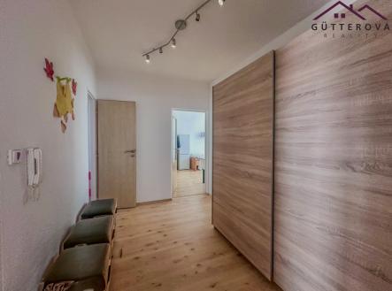 Pronájem bytu, 2+1, 68 m²